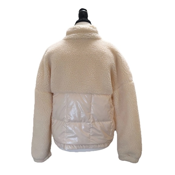 Fabletics Nelly Mixed Media Half Zip Women's Cream Jacket Size S Sherpa Puffer - Picture 2 of 9